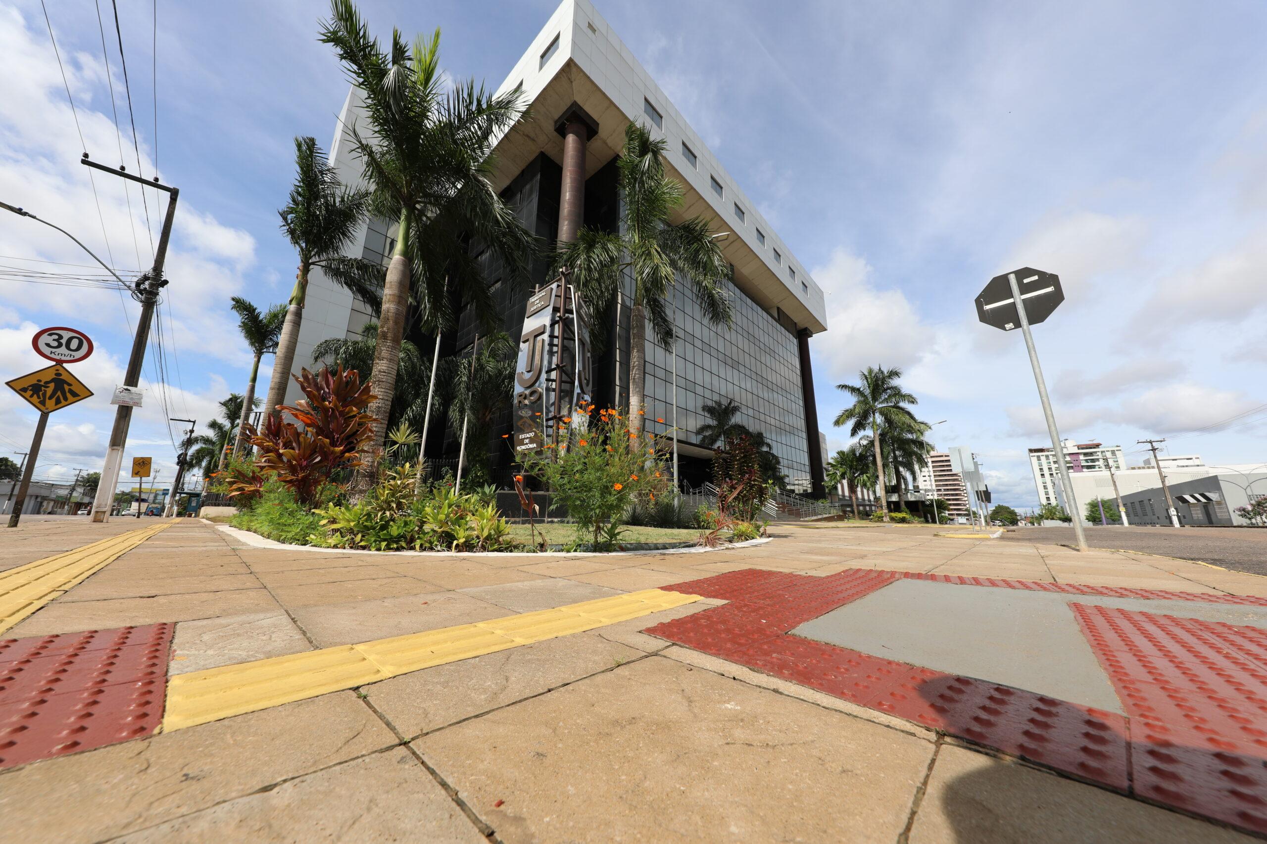 TJRO identifica tentativa de manipulação de sistemas de IA, aplica multa de R$ 10 mil e determina envio de caso à OAB