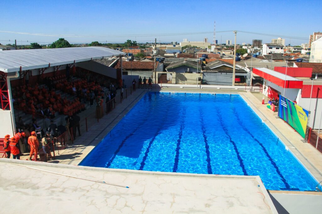 Governador Marcos Rocha entrega piscina de alto padrão ao Corpo de Bombeiros de Rondônia
