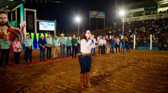 É hoje! Deputada Rosangela Donadon convida a população para o Rodeio em Chupinguaia