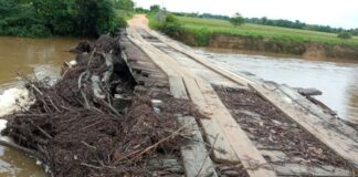 Idoso é arrastado pelas águas do Rio Riachuelo