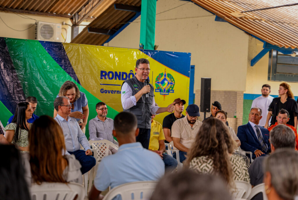 Entrega de equipamentos e anúncio de investimentos são realizados pelo governo de RO em Colorado do Oeste