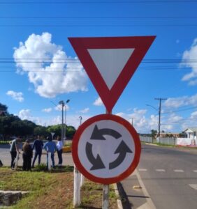 Governo de RO investe mais de R$ 6,1 milhões em sinalização viária e fortalece segurança nos municípios