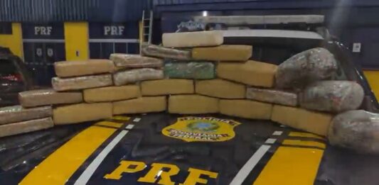 PRF em Rondônia apreende aproximadamente 25 kg de droga em Vilhena