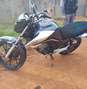 Menor conduzindo motocicleta tenta fugir do Patamo, sofre queda e é apreendido em Vilhena