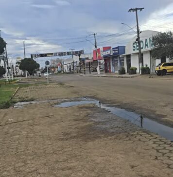 Sedam acompanha caso de fossas no Hospital Regional e agenda vistoria