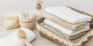 Como montar um enxoval de banheiro completo?