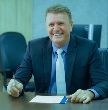 Deputado Luizinho Goebel anuncia entrega de oito ambulâncias para municípios de Rondônia