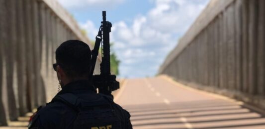 PRF em Rondônia cumpre 7 mandados de prisão no final de semana