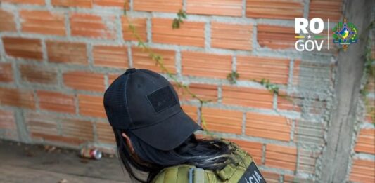 Polícia Civil prende investigada por tráfico de drogas em São Domingo do Guaporé
