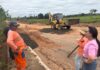 Rosangela Donadon conquista recuperação asfáltica para Novo Plano e acompanha obras.