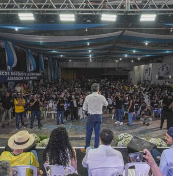 Mais de 2 mil pessoas lotam CTG de Vilhena no lançamento da pré-candidatura de Marcos Rogério no Cone Sul