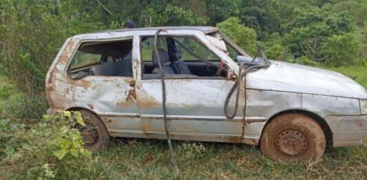 Três pessoas da mesma família morrem após carro afundar em represa em RO