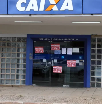 Empregados da Caixa rejeitam proposta da empresa e greve continua
