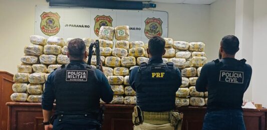 PRF apreende mais de 330 kg de maconha em ação conjunta com forças de segurança em Rondônia