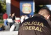 PF diz que restrição de viagem não torna Flávio Bolsonaro foragido e que não cabia a ela vigiá-lo