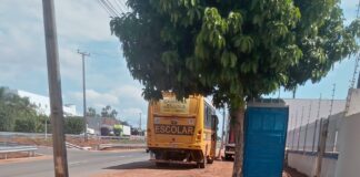 Pai de aluno denuncia possível desvio de uso de ônibus escolar e aponta precariedade na frota em Vilhena